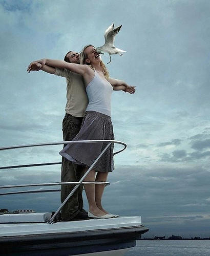 http://www.gnutellaforums.com/attachments/funny-images/4574d1232964628-sometimes-you-just-have-right-place-right-time-right-camera-image0077.jpg