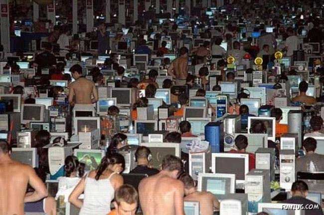 Click image for larger version

Name:	Addicted To Your Computer-2.jpeg
Views:	445
Size:	69.3 KB
ID:	5251
